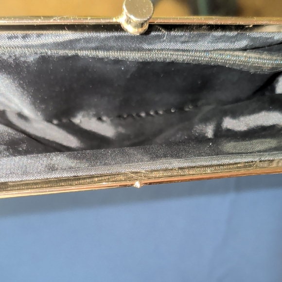 Elegant Black Leather Clutch Wallet - Picture 5 of 5